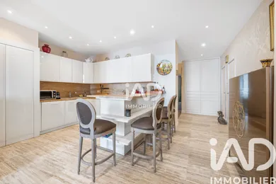 Apartment in Menton (06500)