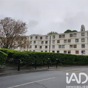 Apartment in Évry (91000)