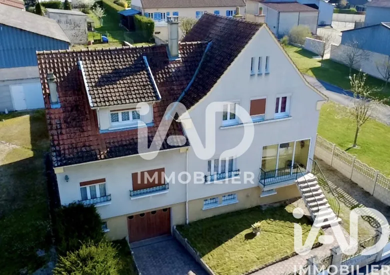 Maison 8 pièces 192 m² · à Pogny · 192,3 m² · 156 999 €