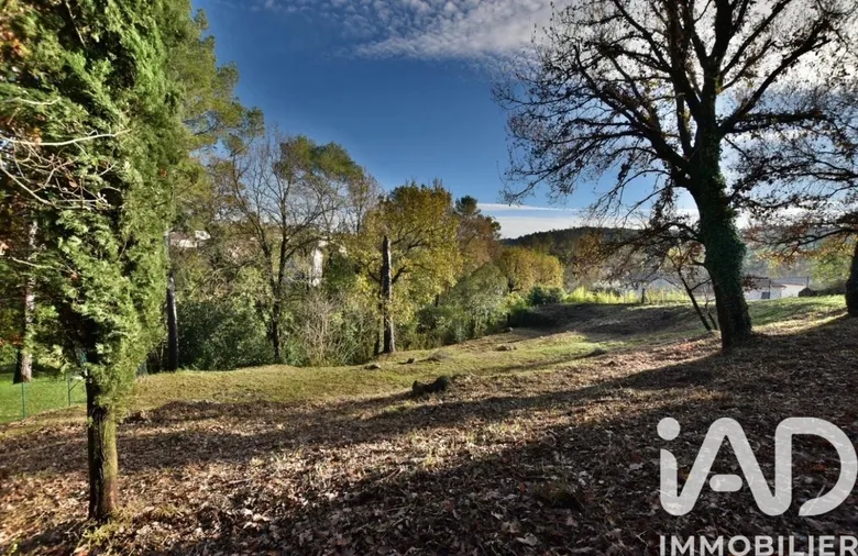 Terrain à bâtir à Peymeinade (06530) · 227 000 €