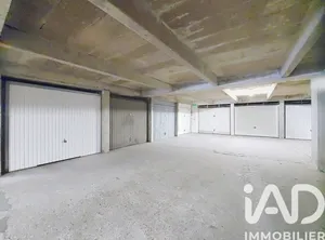 Garage in Plaisir (78370)