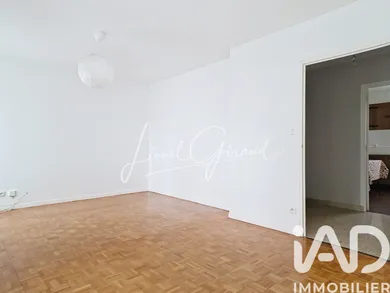 Apartment in Saint-Martin-d'Hères (38400)