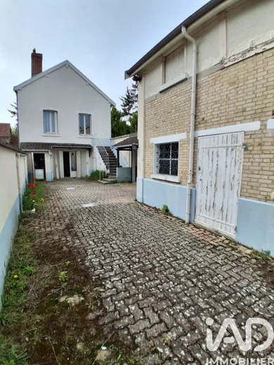 Townhouse in Ville-en-Tardenois (51170)