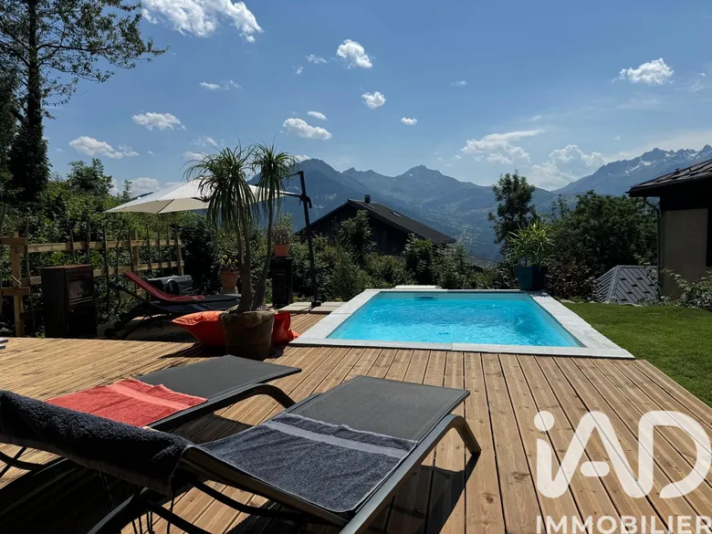 Maison 4 pièces 86 m² · à Grand-Aigueblanche · 85,8 m² · 329 000 €