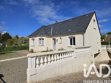 Traditional house in Loir en Vallée (72340)
