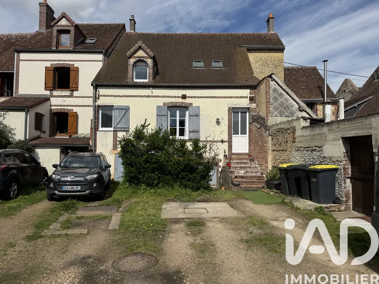 Maison 5 pièces 135 m² · à Pontgouin · 135 m² · 169 000 €