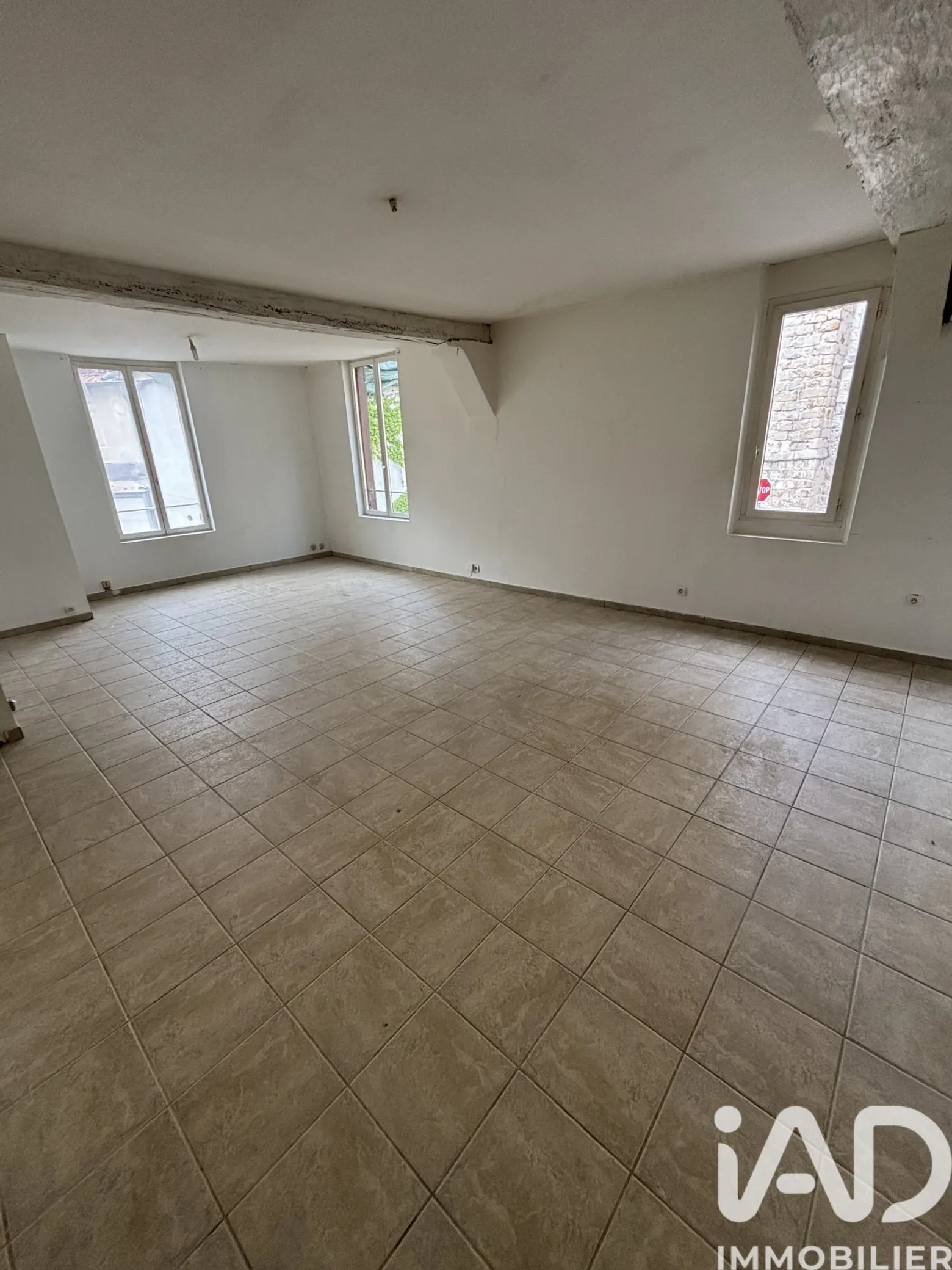 Vente appartement à Joigny (89300) : appartement 4 pièces 65 m² — 2