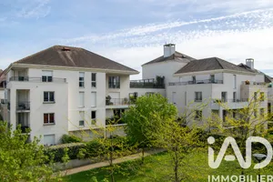 Apartment in Montigny-le-Bretonneux (78180)
