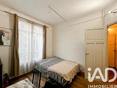 Apartment in Paris (75015)