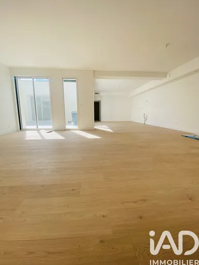 Apartment in Bordeaux (33000)