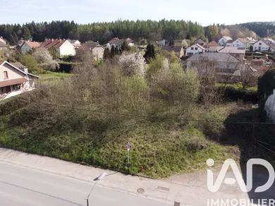 Terrain à bâtir à Étival-Clairefontaine (88480)