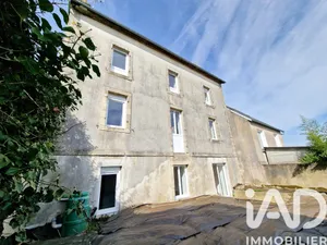 Immeuble à Carhaix-Plouguer (29270)