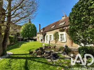 Longere in Carisey (89360)