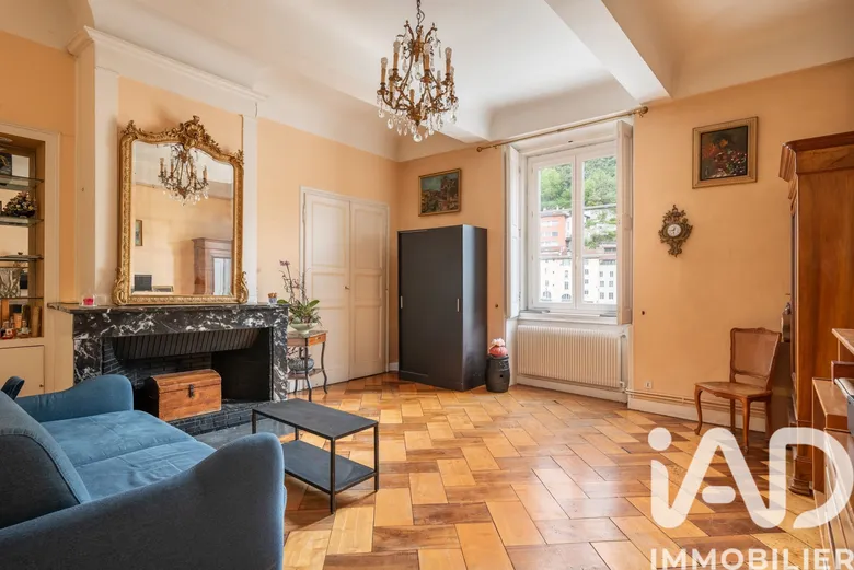 Appartement 2 pièces 93 m² · à Grenoble · 93 m² · 230 000 €
