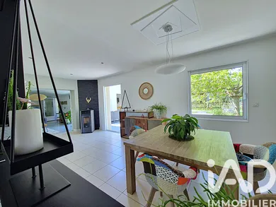 Maison traditionnelle à Divatte-sur-Loire (44450)