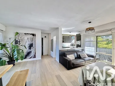 Apartment in Antony (92160)