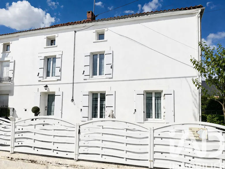 Maison 6 pièces 135 m² · à Abzac · 135 m² · 115 000 €