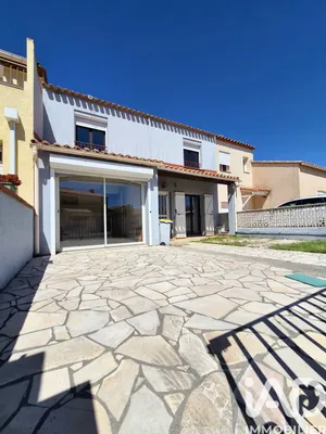 House in Claira (66530)