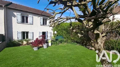 House in Champs-sur-Marne (77420)
