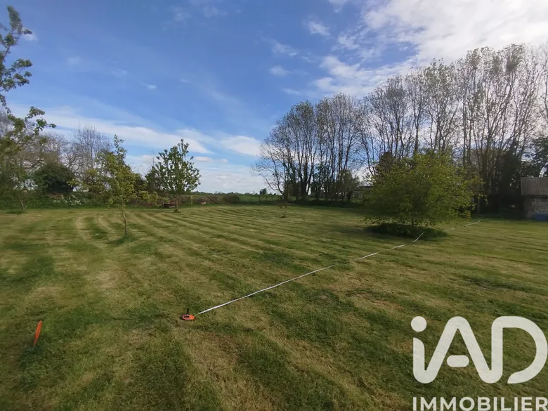 Terrain à Flancourt-Crescy-en-Roumois (27310) · 56 000 €