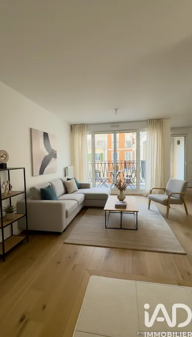 Apartment in Le Plessis-Robinson (92350)