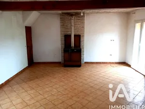 Maison de campagne à Arcisses (28400)