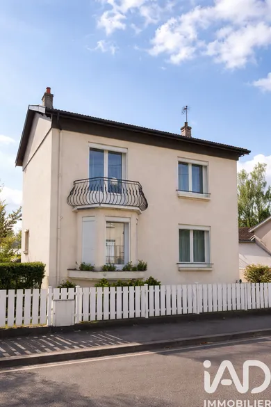 Maison à Neuves-Maisons (54230)