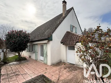 Townhouse in Saint-Pantaléon-de-Larche (19600)