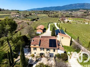 Demeure à La Motte-d'Aigues (84240)