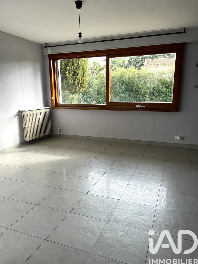 Appartement 3 pièces 62 m² · à Avignon · 62 m² · 98 000 €