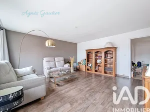 Apartment in Sucy-en-Brie (94370)