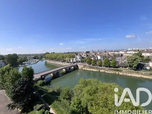 Apartment in Chalon-sur-Saône (71100)