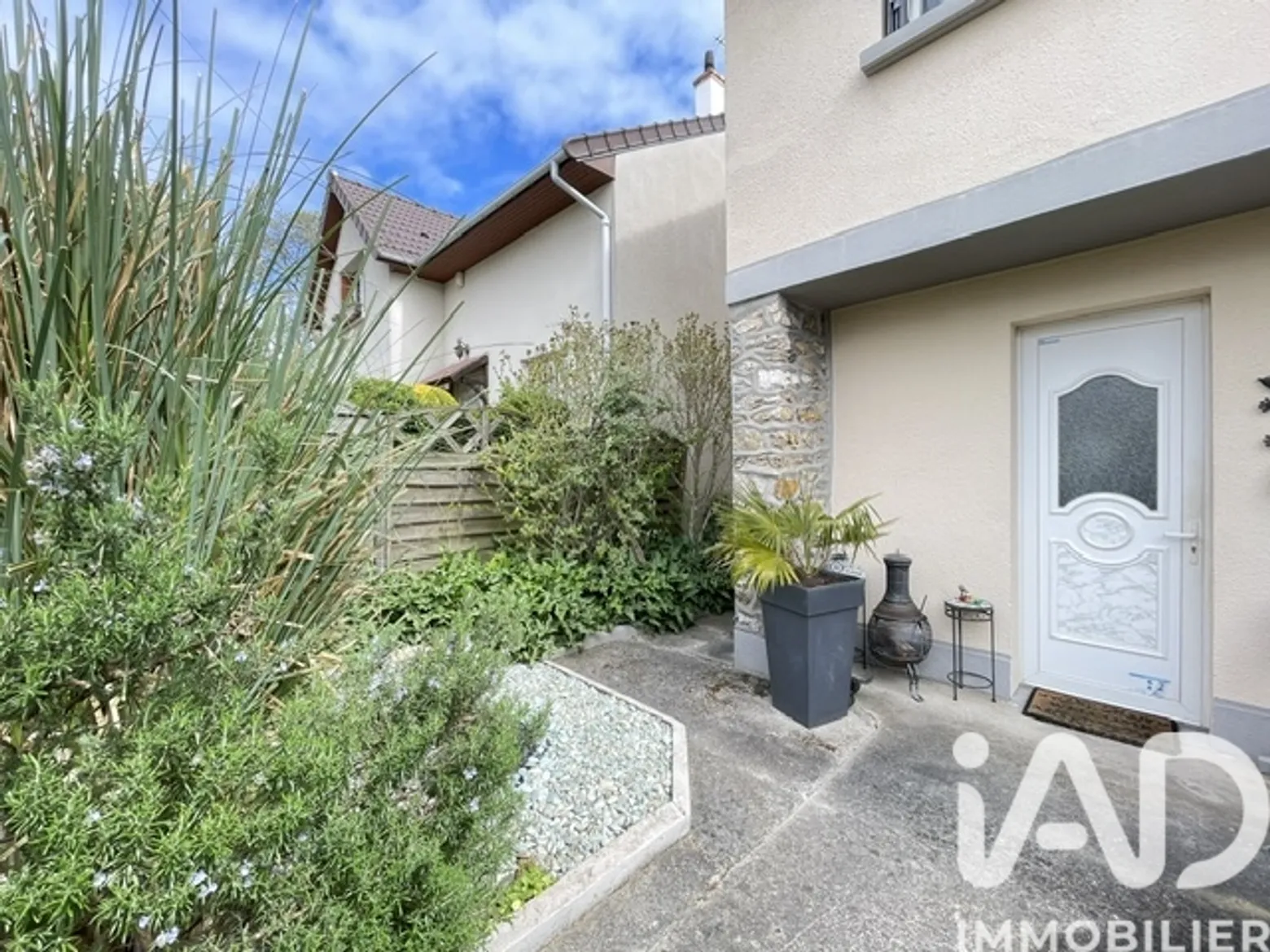 Vente maison à Vaujours (93410) : maison traditionnelle 6 pièces 119 m² — 3