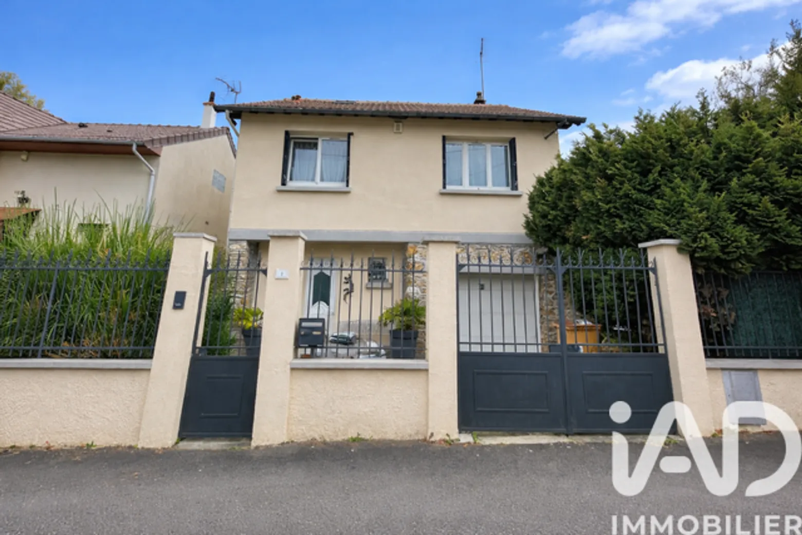 Vente maison à Vaujours (93410) : maison traditionnelle 6 pièces 119 m² — 2