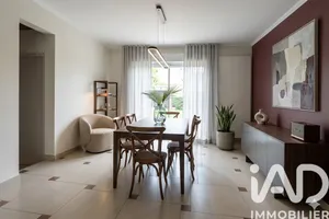 Detached house in Noisy-le-Grand (93160)