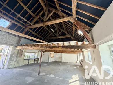Barn in Chevilly (45520)