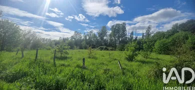 Terrain à bâtir à Saint-Laurent-des-Hommes (24400)