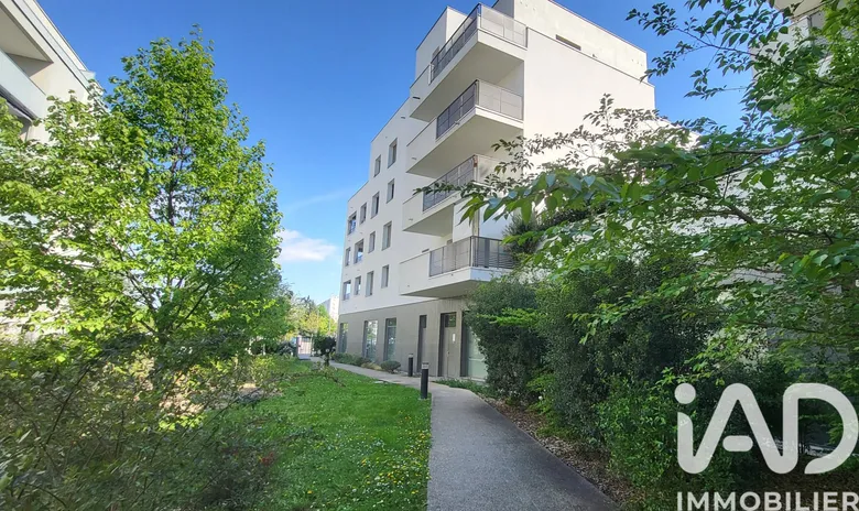 Appartement 2 pièces 43 m² · à Saint-Priest · 43 m² · 135 000 €
