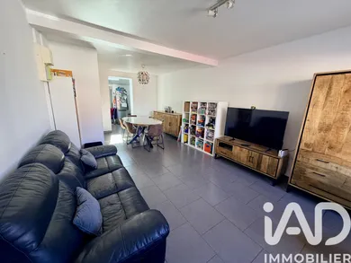 Townhouse in Saint Pol Sur Mer (59430)
