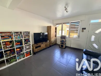 Townhouse in Saint Pol Sur Mer (59430)