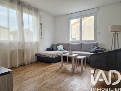 Maison à Sainte-Verge (79100)