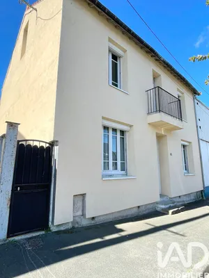 Maison de ville à Château-la-Vallière (37330)