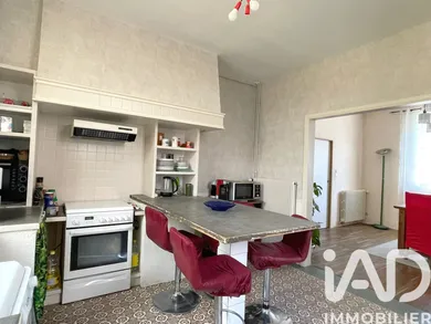 Townhouse in Château-la-Vallière (37330)