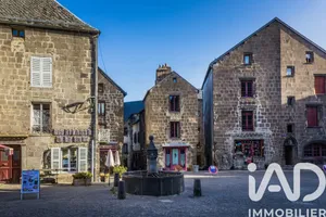 Maison à Besse-et-Saint-Anastaise (63610)