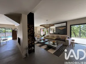 Maison à Toulon (83000)