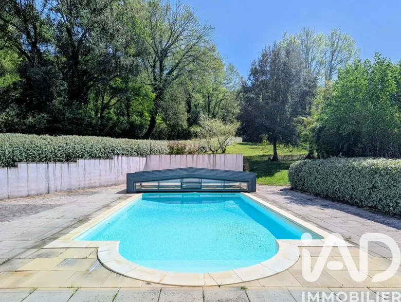 Maison 5 pièces 126 m² · à Collobrières · 126 m² · 570 000 €