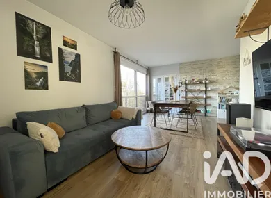 Apartment in Fontenay-le-Fleury (78330)