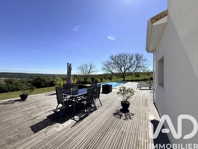 House in Vouneuil-sur-Vienne (86210)