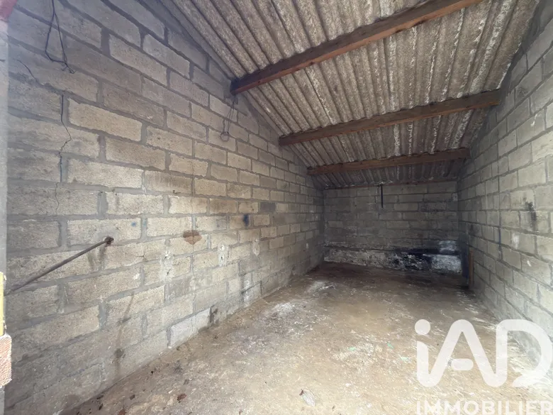 Parking 17 m² · à Chèvreville · 17 m² · 14 000 €