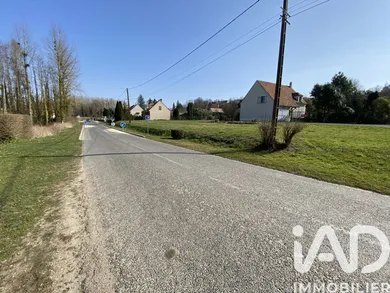 Terrain à bâtir à Crouy-sur-Ourcq (77840)